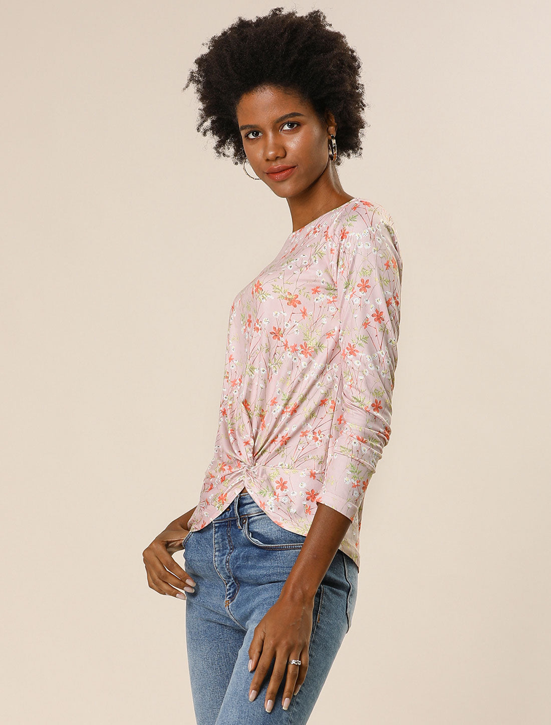 Blusa floral de manga larga con cuello barco, dobladillo asimétrico y torcido para mujer