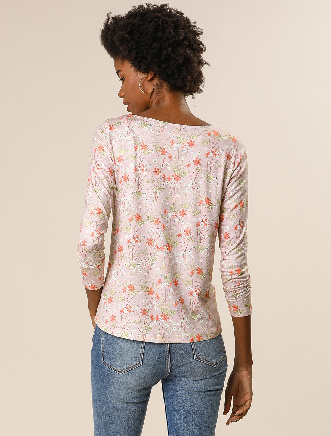 Blusa floral de manga larga con cuello barco, dobladillo asimétrico y torcido para mujer