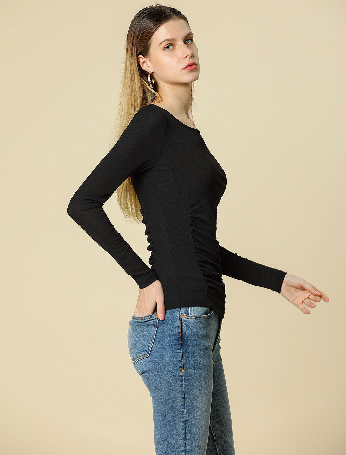 Women's Round Neck Long Sleeve Solid Fitted Ruched Top