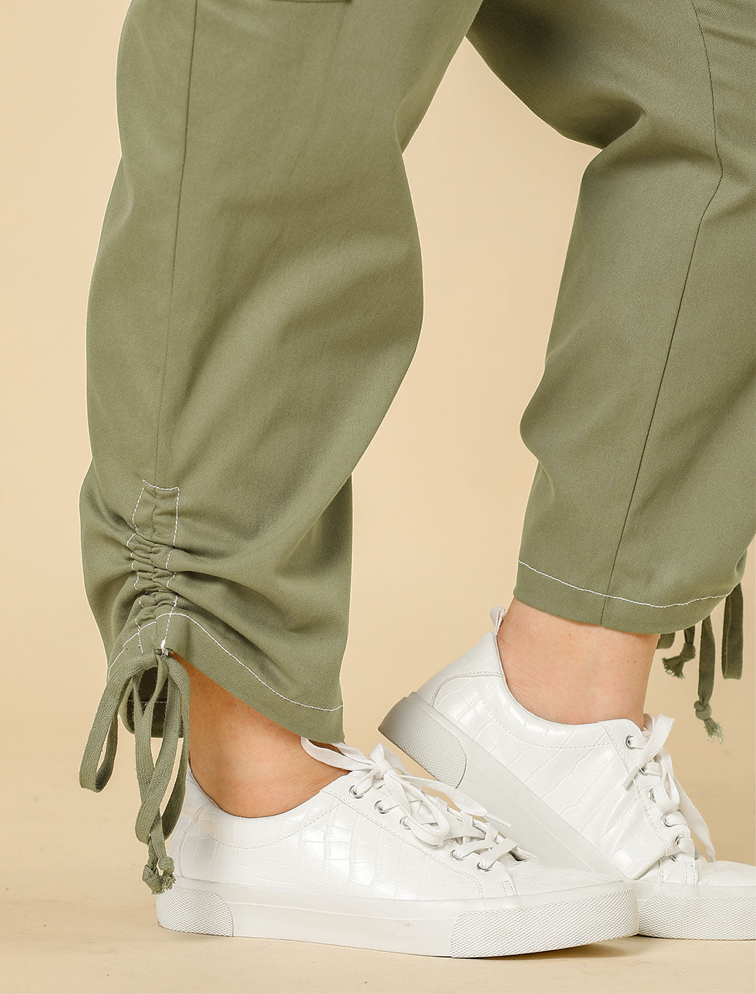 Women's Plus Size Drawstring Elastic Waist Cargo Pants with Pocket