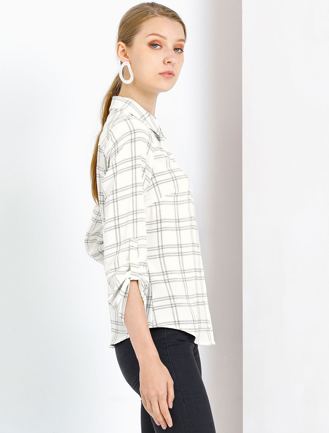 Women's Roll Up Sleeve Collared Button Up Plaid Shirt