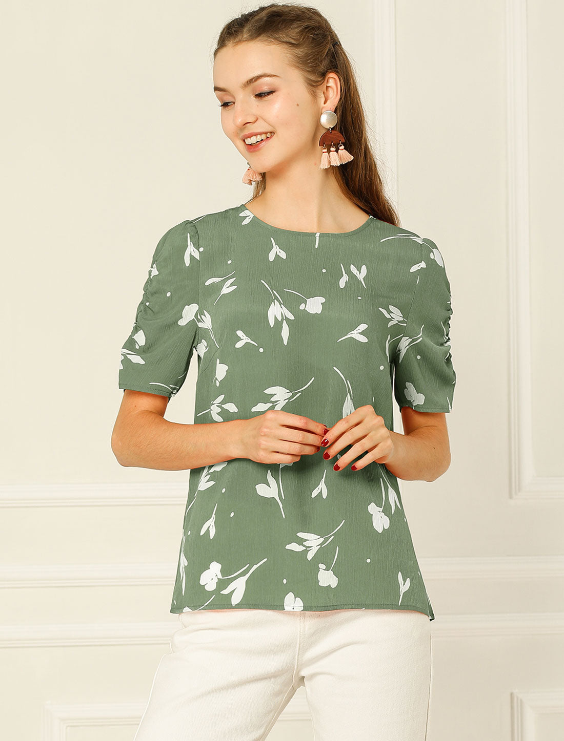 Women's Floral Crew Neck Summer Shirred Short Sleeve Blouse