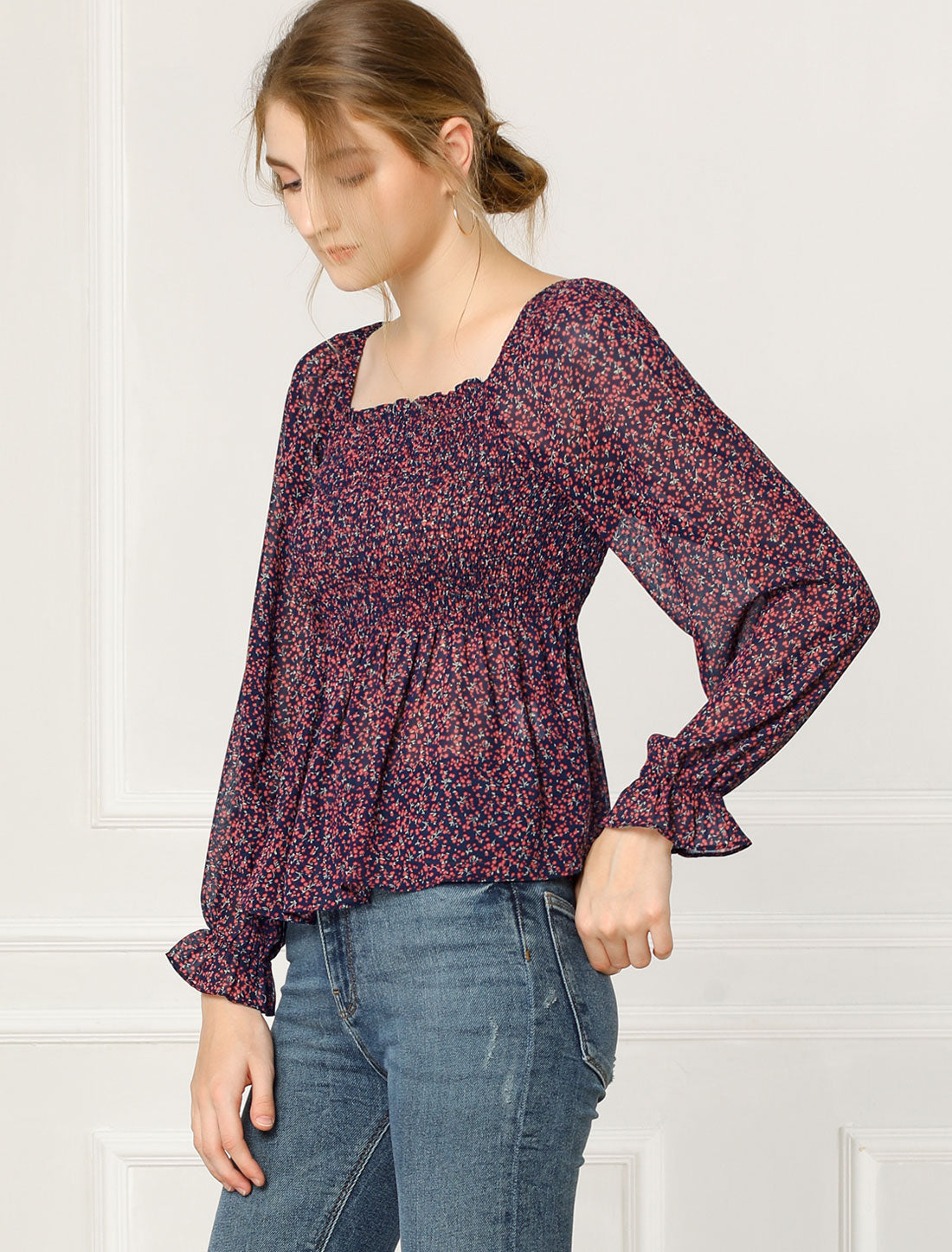 Blusa de gasa con cuello cuadrado y estampado floral fruncido para mujer