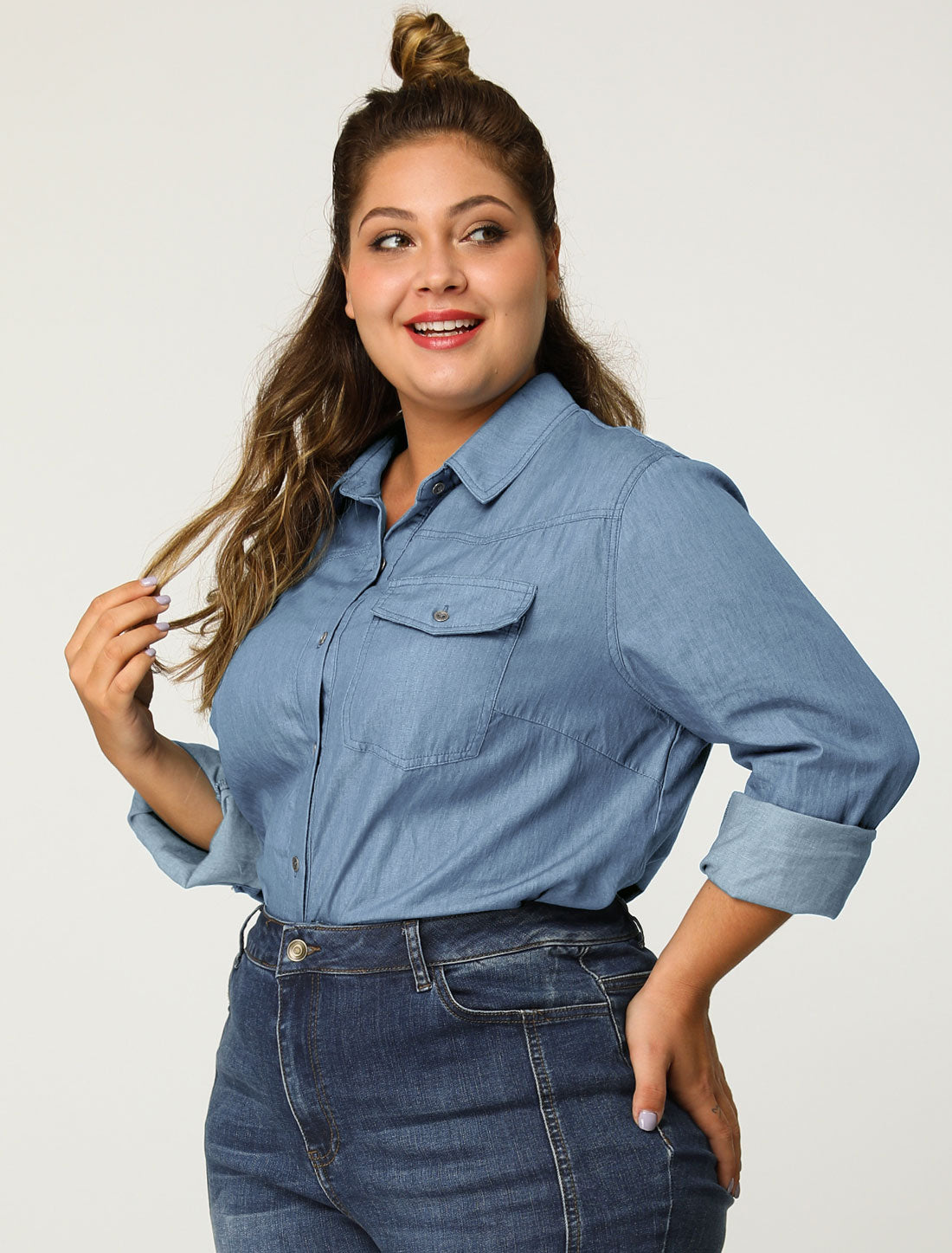 Women's Plus Size Denim Shirt Long Sleeves Chest Pocket Button Down Chambray Shirt