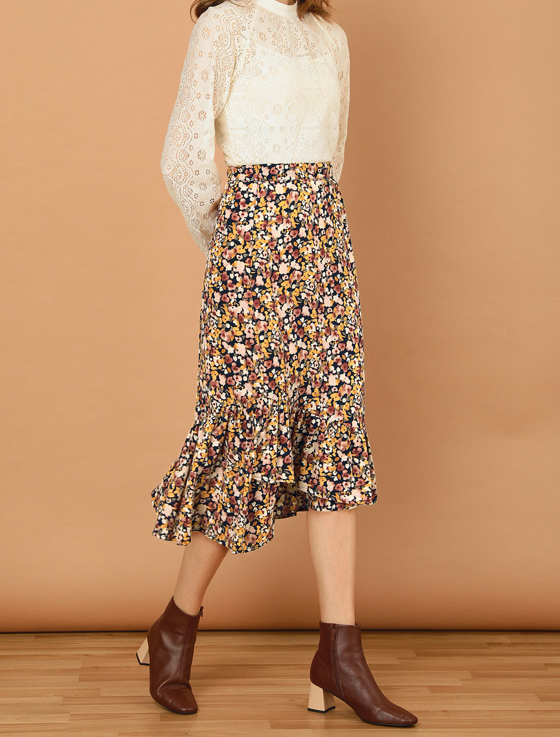 Falda floral de verano para mujer, cintura elástica, dobladillo alto y bajo con volantes, falda midi