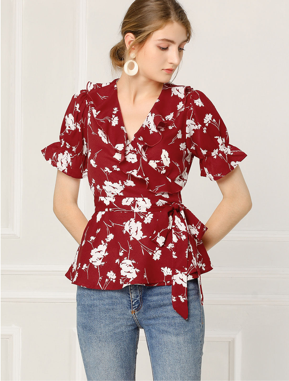 Blusa cruzada floral para mujer, manga corta, cuello en V con volantes y cinturón, peplum (disponible en tallas grandes)