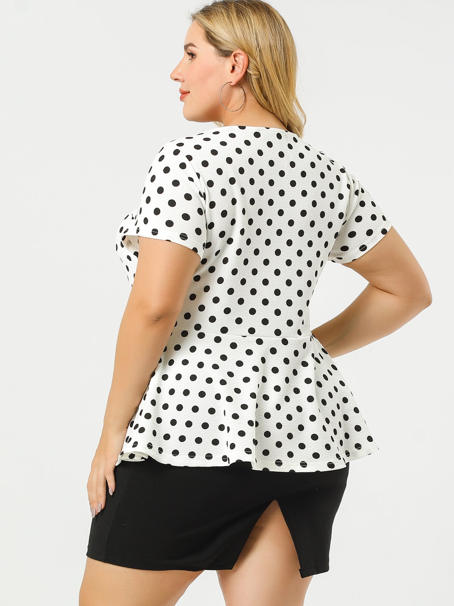 Women's Plus Size Short Sleeve Polka Dots Peplum Top