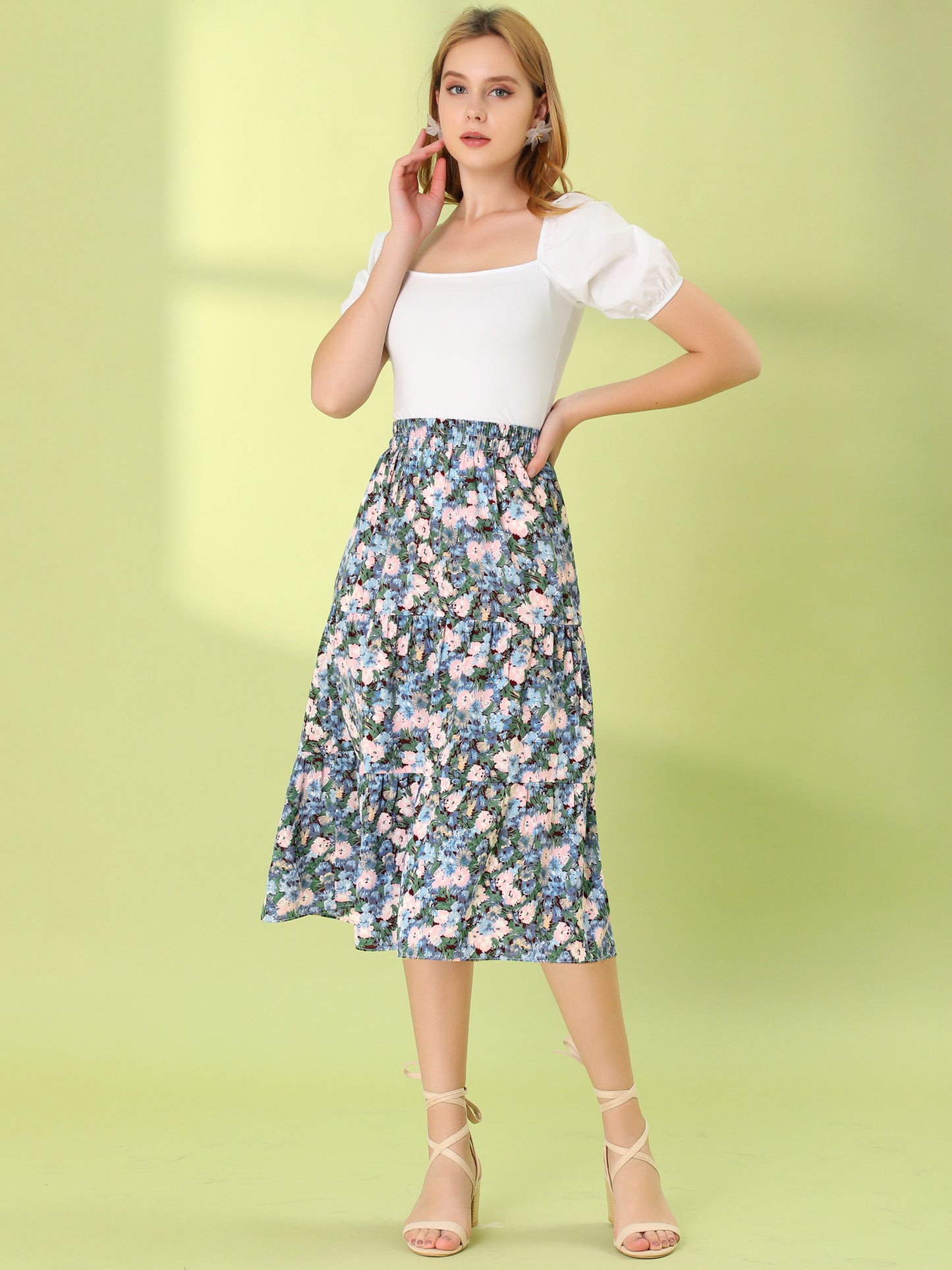 Falda escalonada con dobladillo con volantes, cintura elástica y estampado floral para mujer