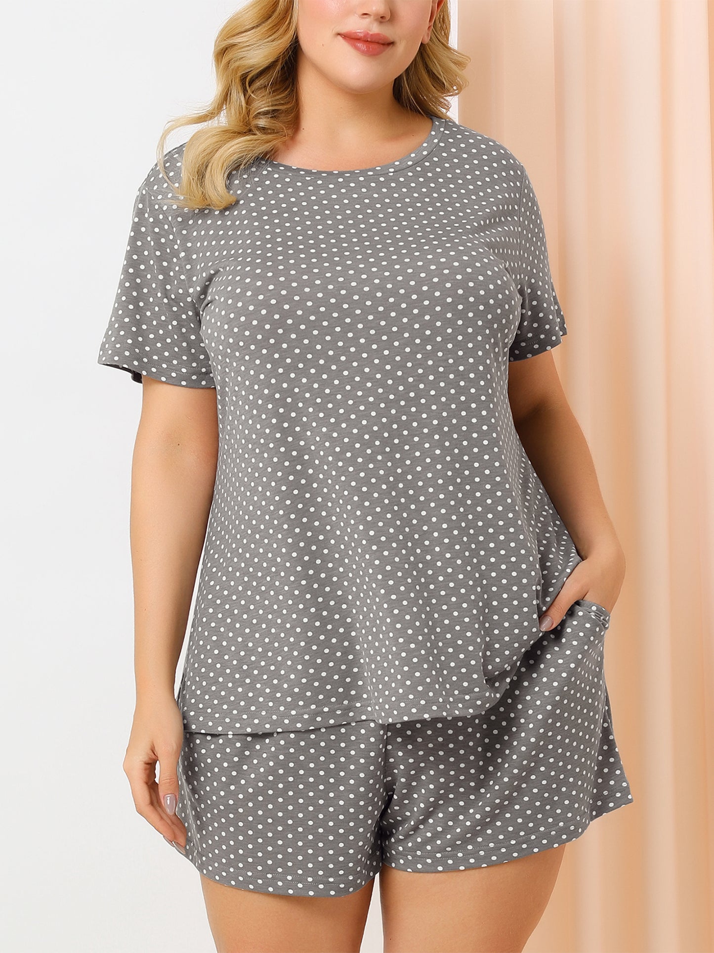 Women's Plus Size Sleepwear Pajamas Sets Short Sleeve Shirt and Shorts with Pockets