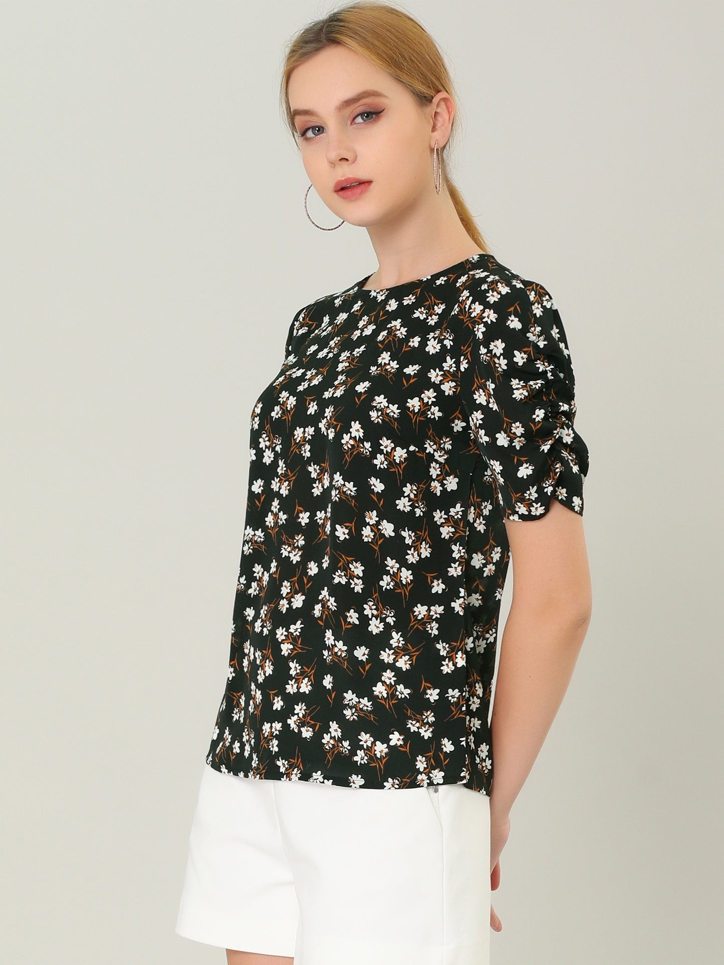 Women's Floral Crew Neck Summer Shirred Short Sleeve Blouse