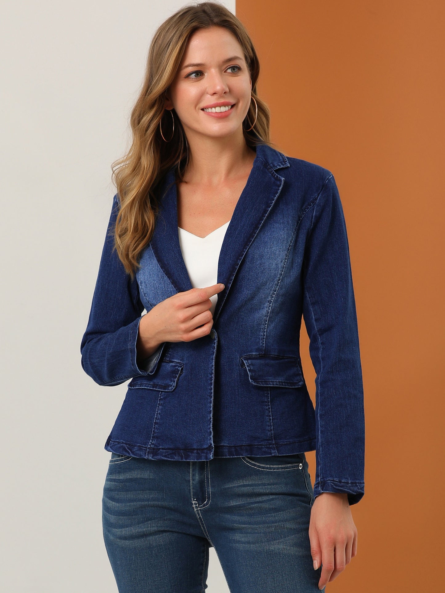 Women's Notched Lapel One Button Long Sleeve Washed Denim Blazer (Available in Plus Size)