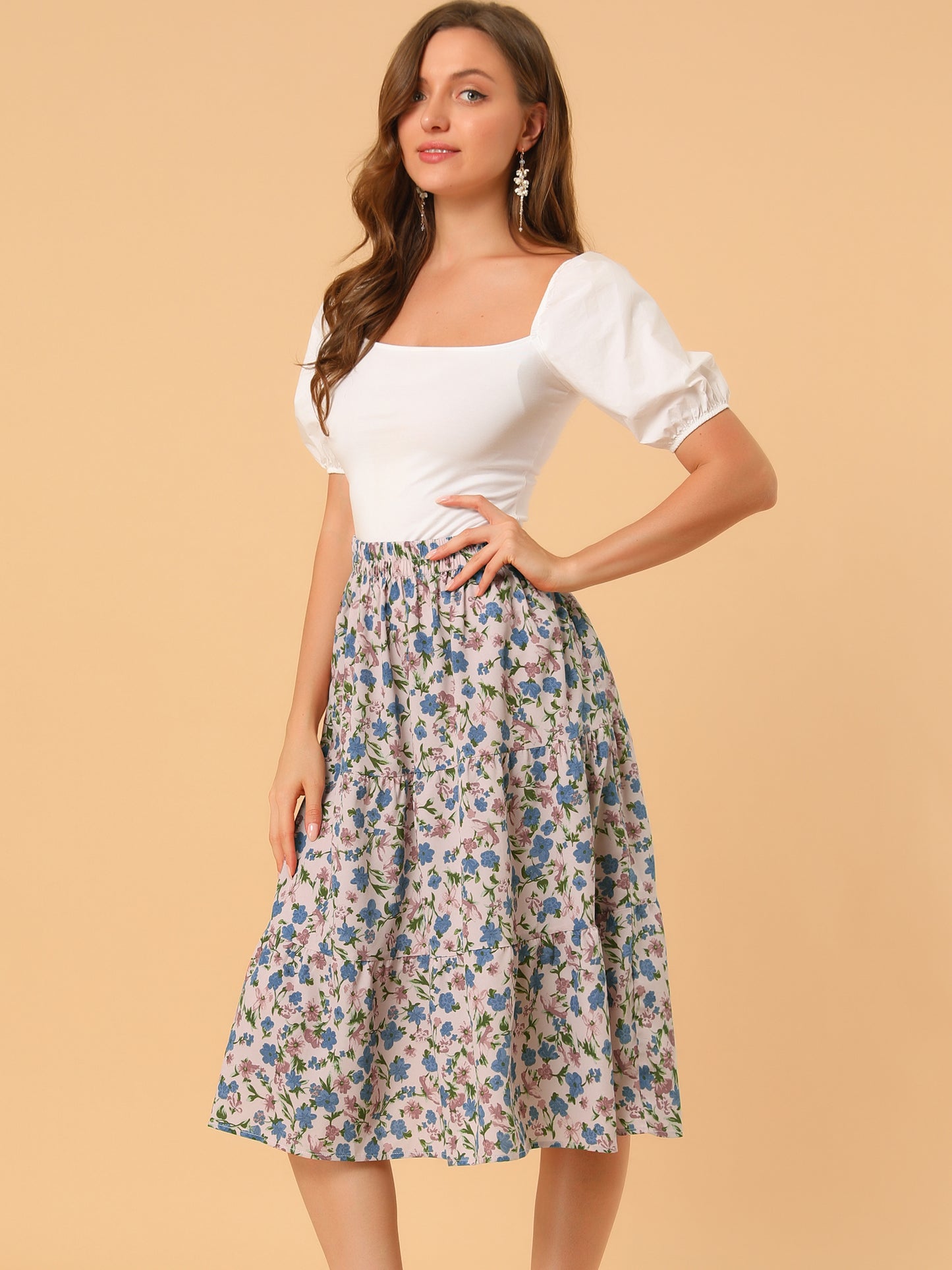 Falda escalonada con dobladillo con volantes, cintura elástica y estampado floral para mujer