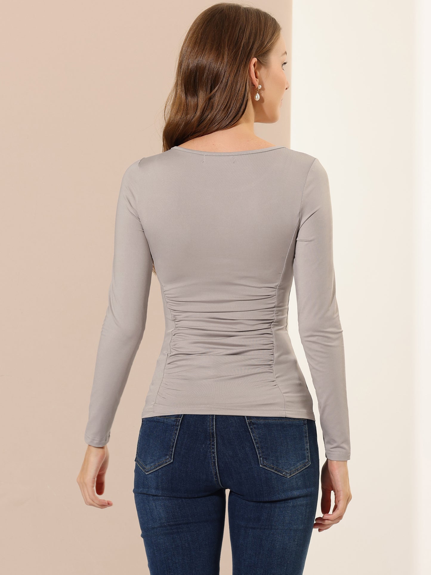 Women's Round Neck Long Sleeve Solid Fitted Ruched Top