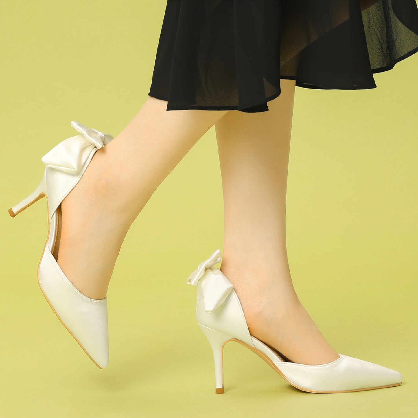 Zapatos de tacón de aguja de satén con lazo y punta puntiaguda para mujer