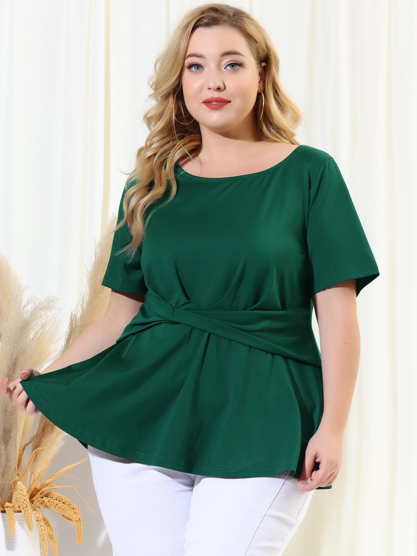Women's Plus Size Short Sleeves Twisted Knot Front Peplum Top