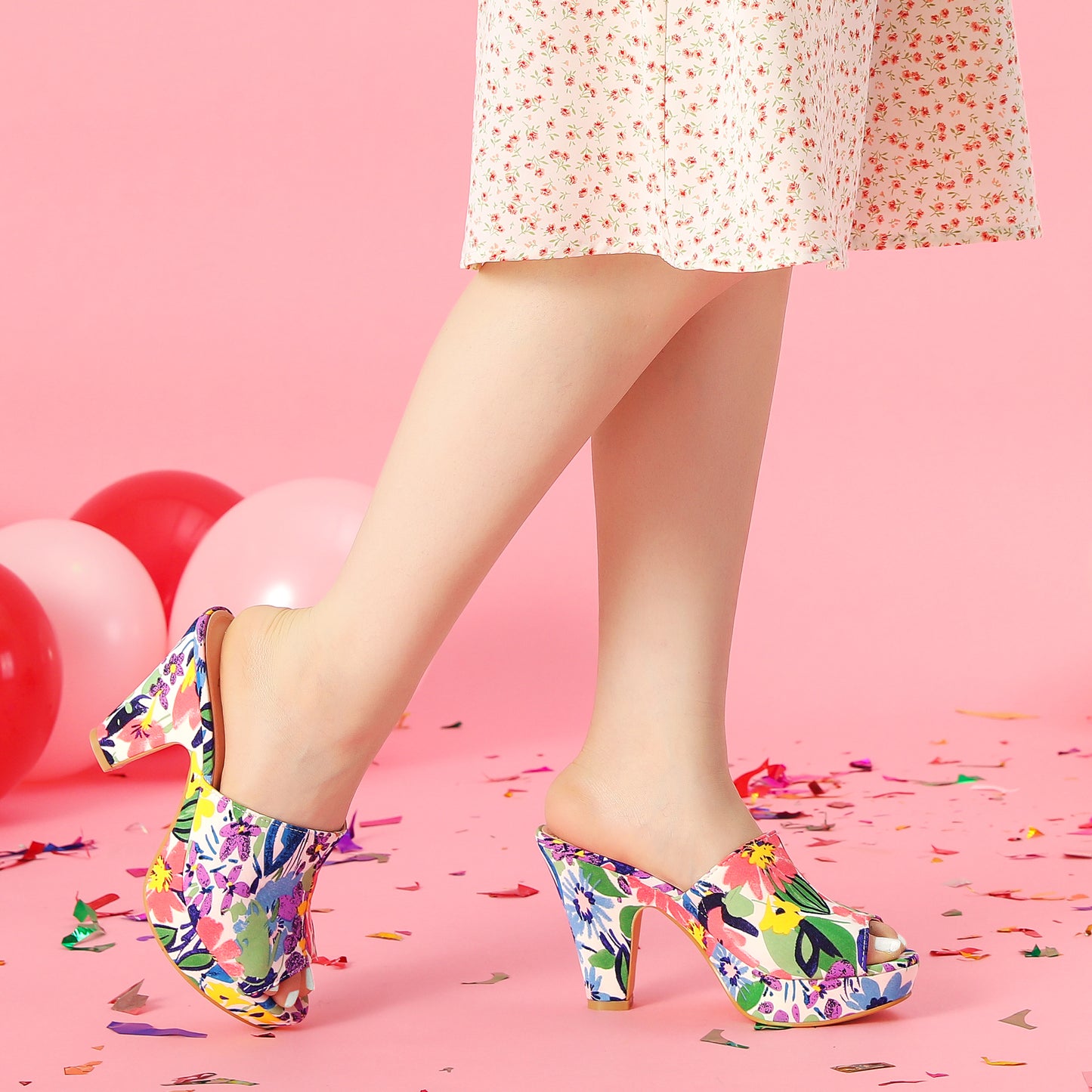 Sandalias de plataforma con tacón grueso y diseño floral para mujer