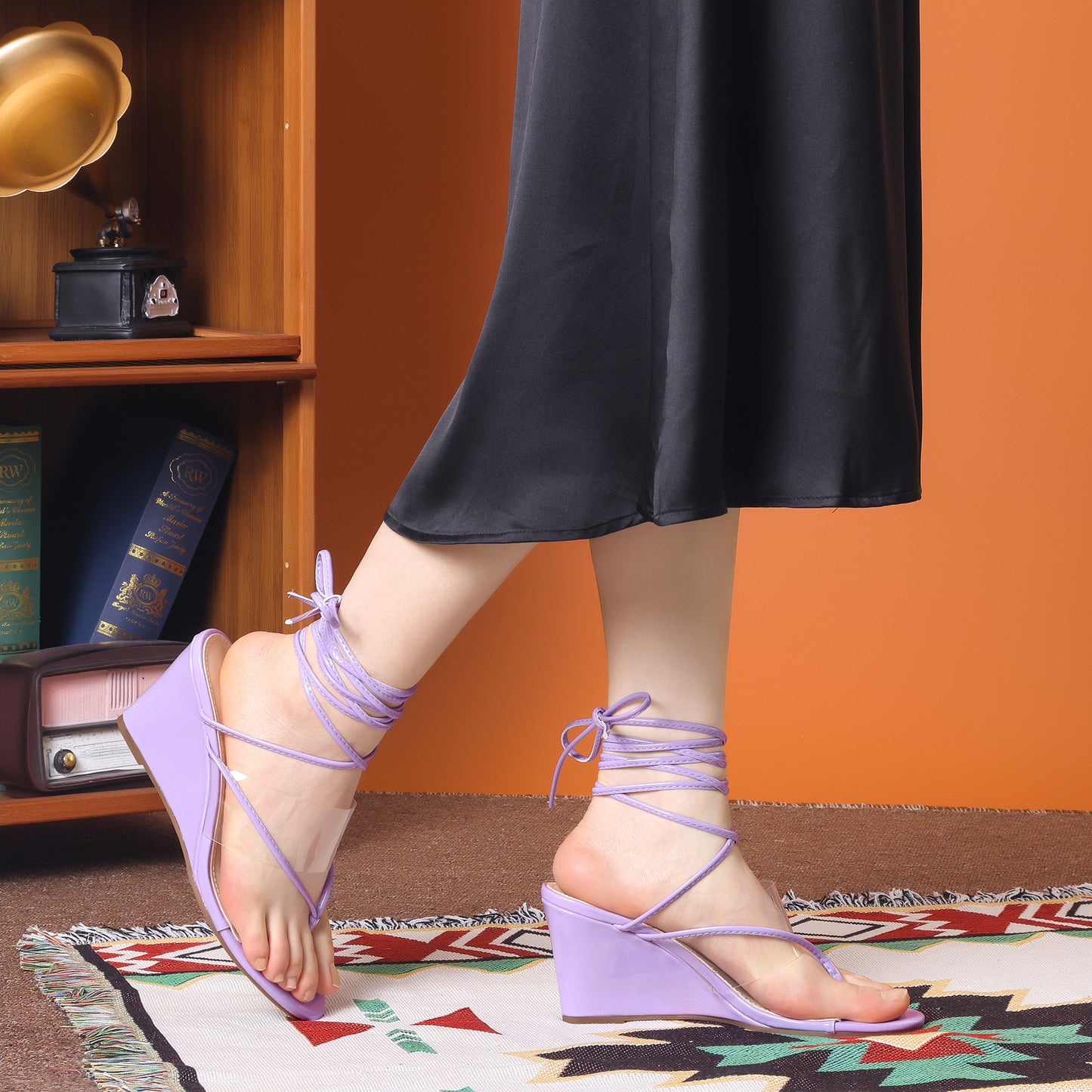 Sandalias de cuña con tiras transparentes y cordones para mujer