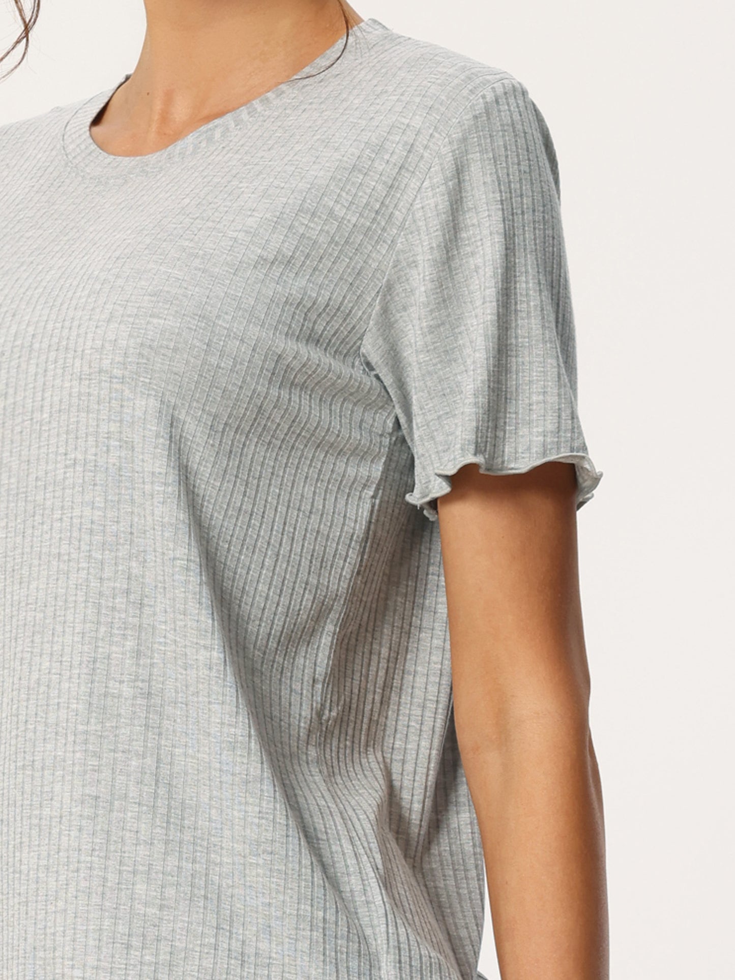 Women's Sleepwear Round Neck Knit Short Sleeve Shirt Capri Pajamas Set