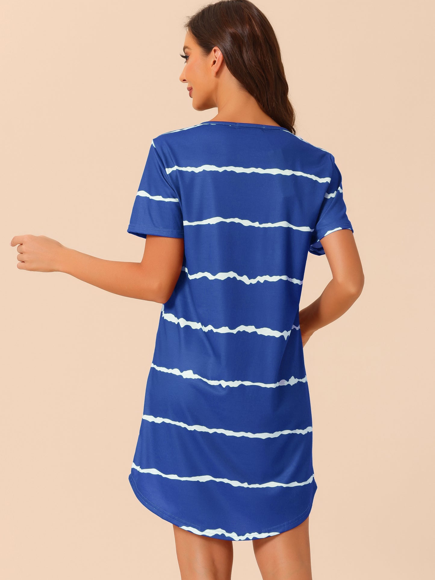 Chemise de nuit à col rond et manches courtes pour femme (grande taille disponible)
