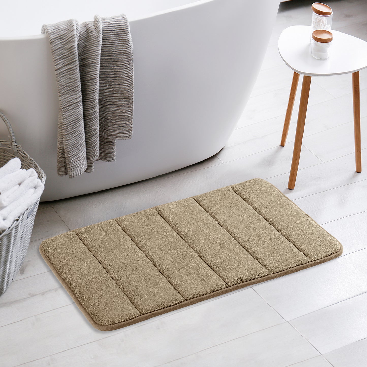 Non Slip Bathroom Rug Thick Soft Bathroom Mat Quick Dry Anti Skid Bath Mats