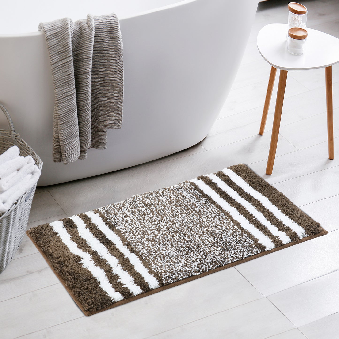 Bathroom Rug Mat, Extra Soft and Absorbent Microfiber Fluffy Striped Non Slip Bath Mats
