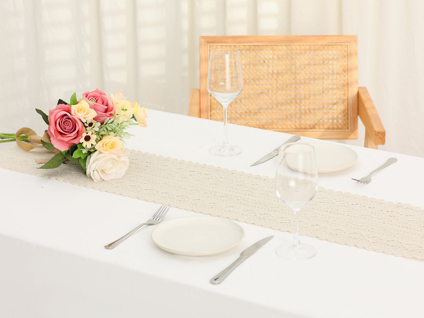 1 Pack Lace Table Runner with Tassels, Table Banner for Boho Dining Bedroom Decor