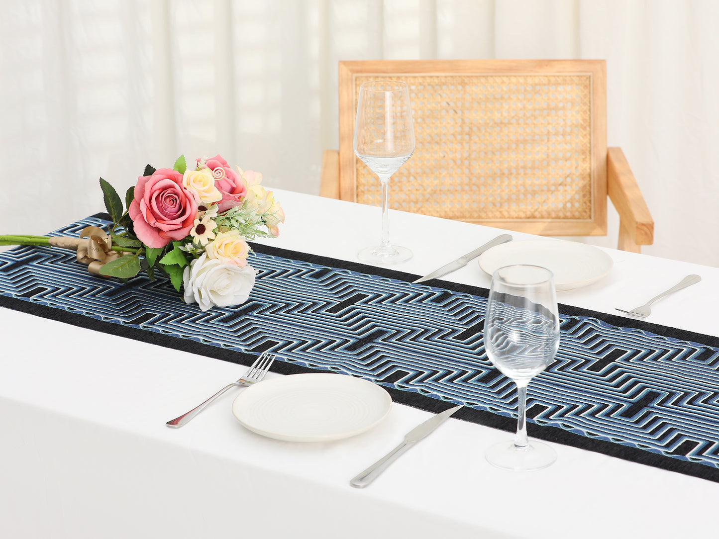 1 Pack Table Runner, Vintage Table Runners with Tassel