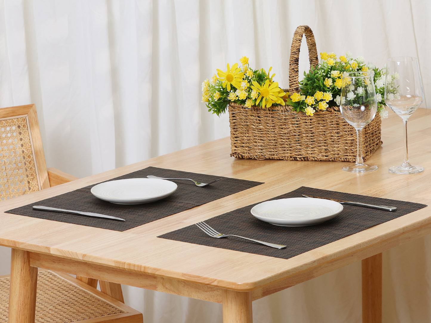 Placemats Set of 6 Woven Placemats for Kitchen Dining Washable Table Placemats 18*12in