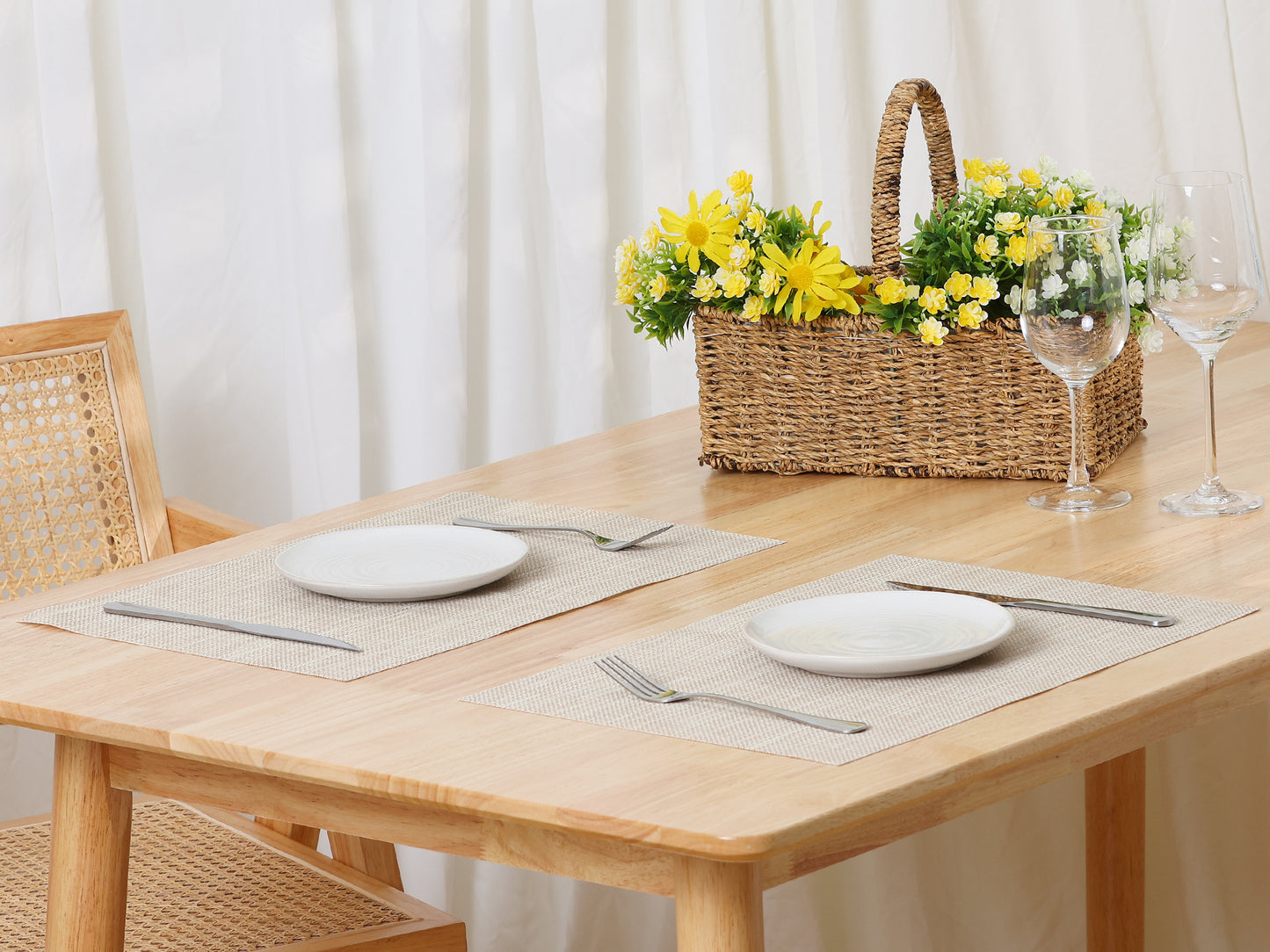 Placemats Set of 6 Woven Placemats for Kitchen Dining Washable Table Placemats 18*12in