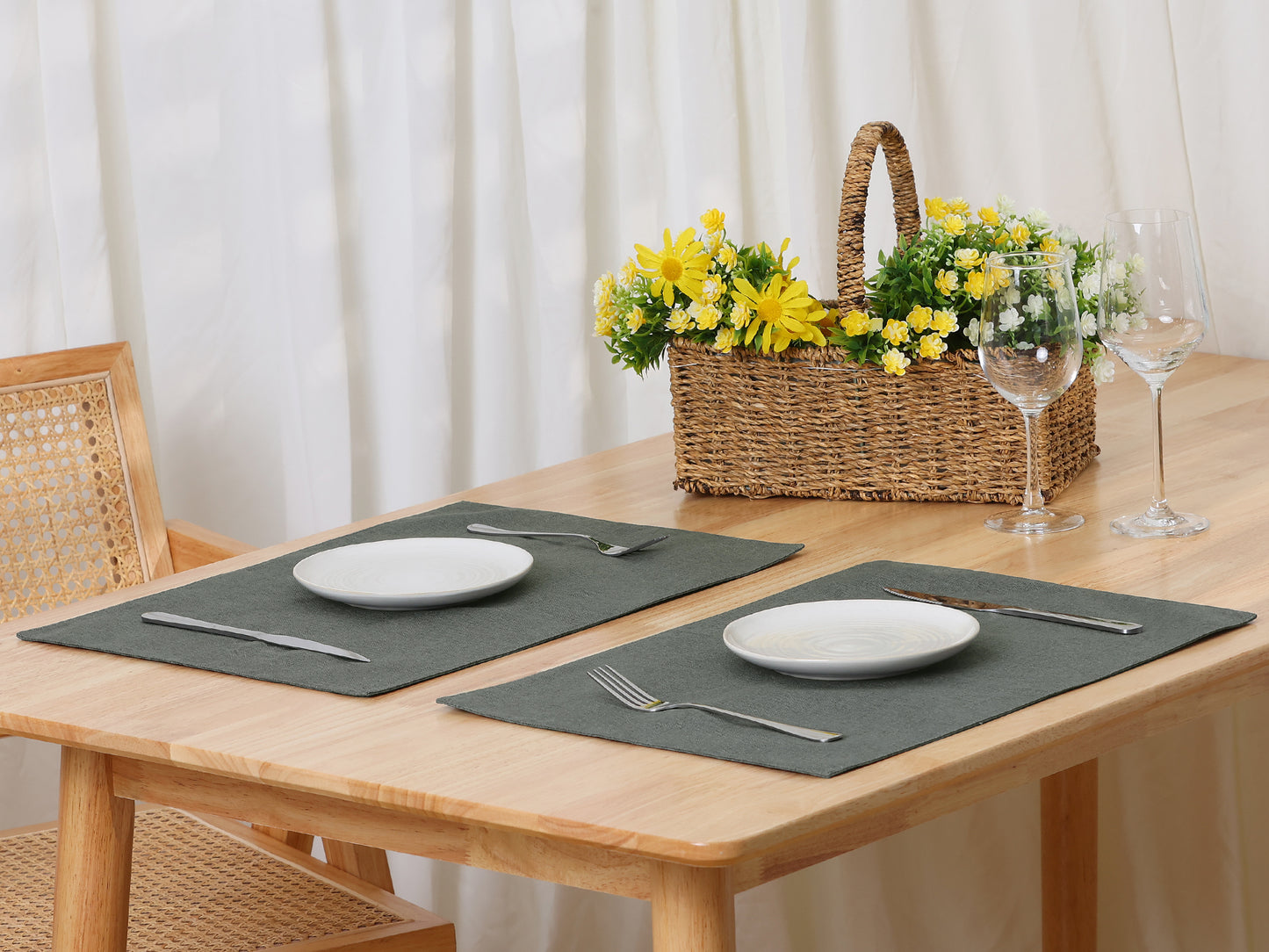 Placemats Set of 6, Heat Resistant Place Mats, Imitation Linen Place Mat 19*13in
