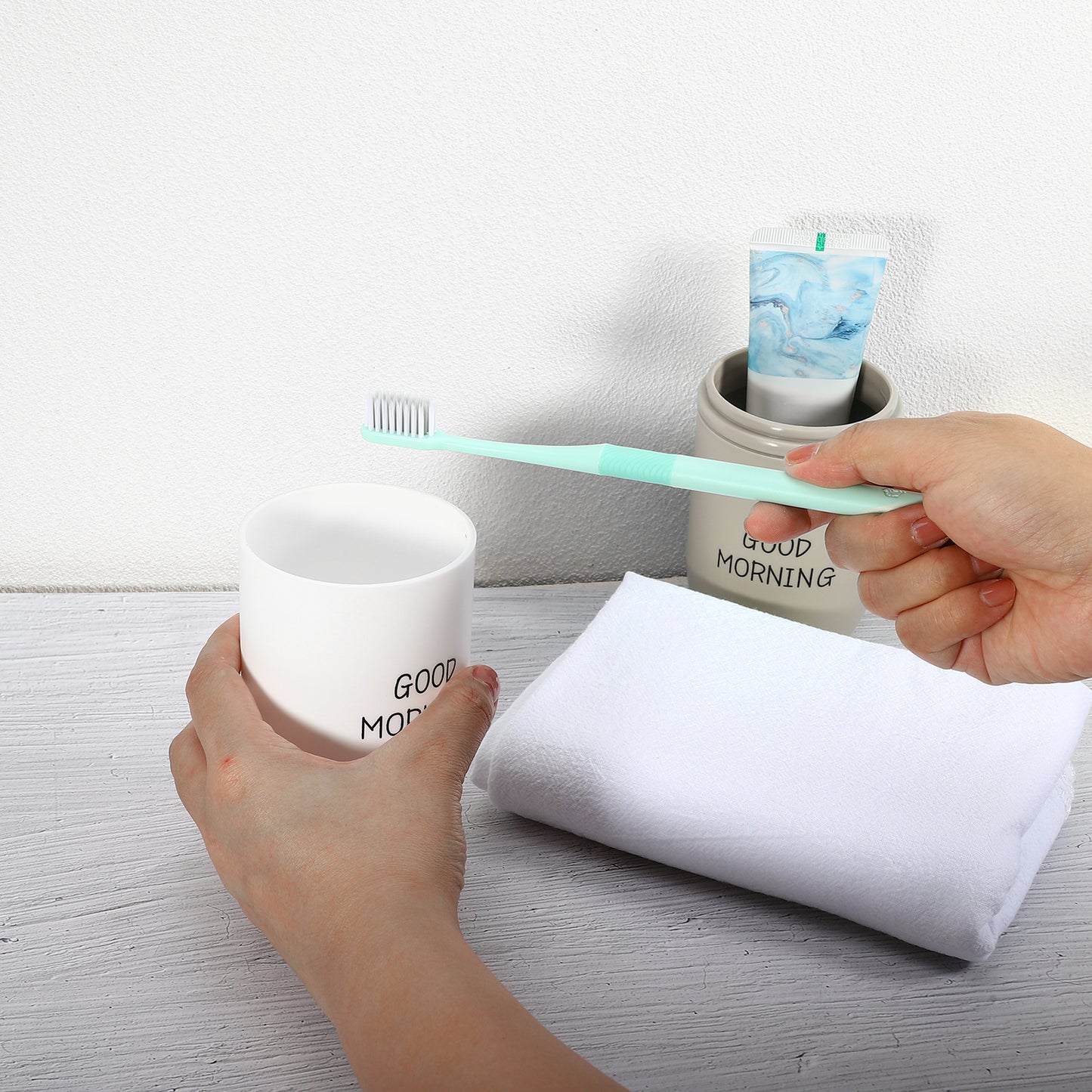 Plastic Lightweight Traveling Toothbrush Holders Case, 7.87"x2.87" White, Gray