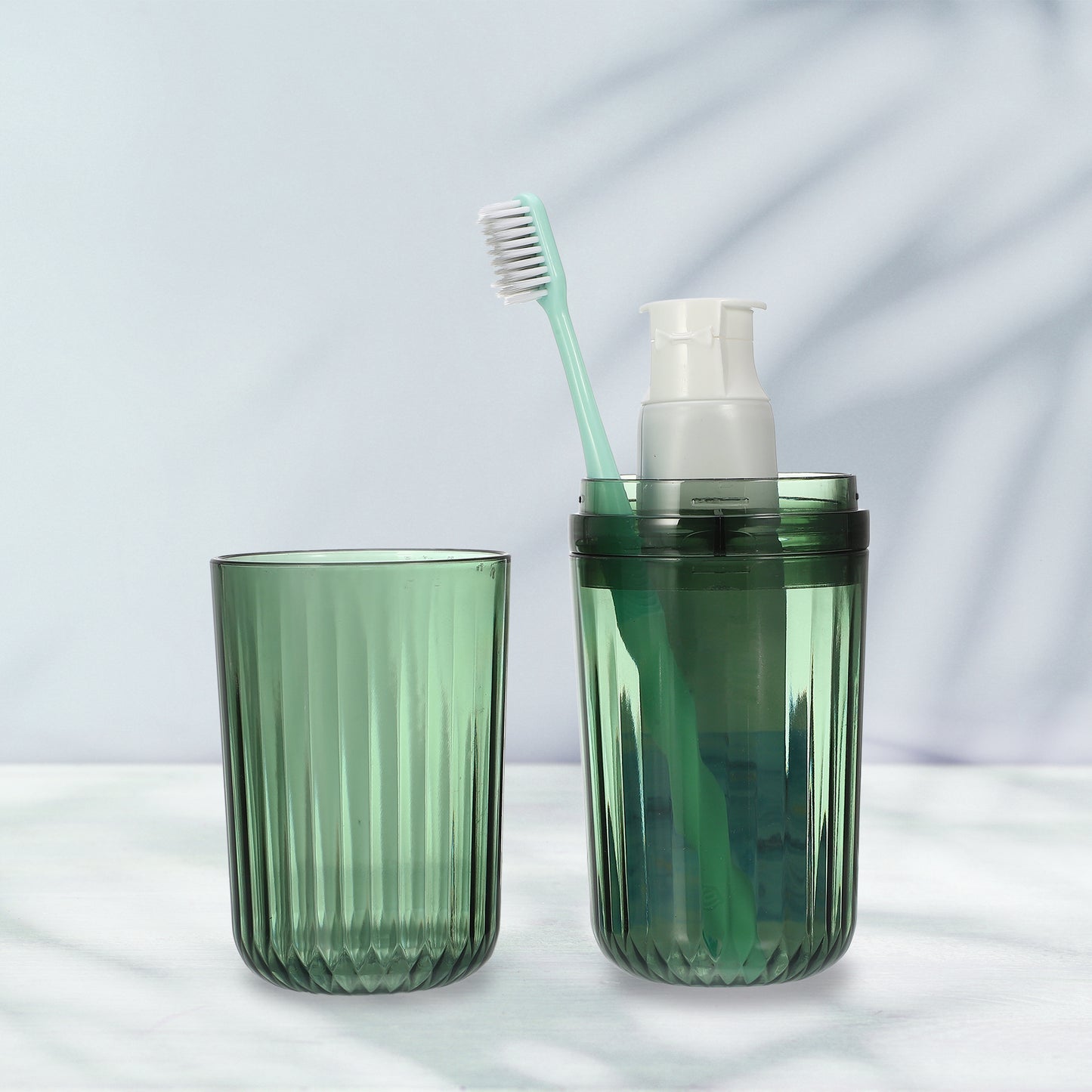 Clear Toothbrush Case for Travel Business, 8.27"x2.76" Green
