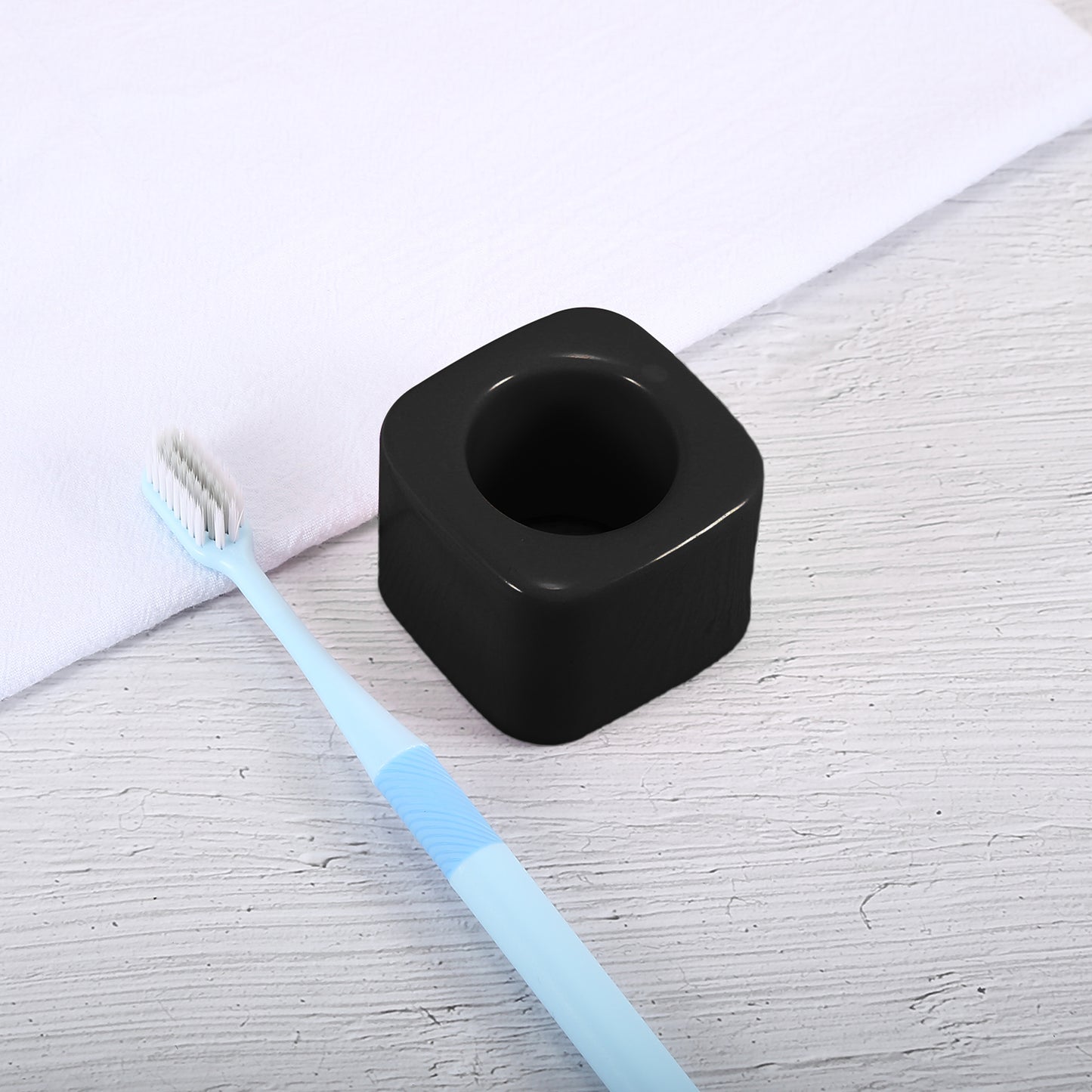 Mini portacepillos de dientes cuadrado de cerámica para baño, 5,7 x 5,7 x 4,4 cm, color negro
