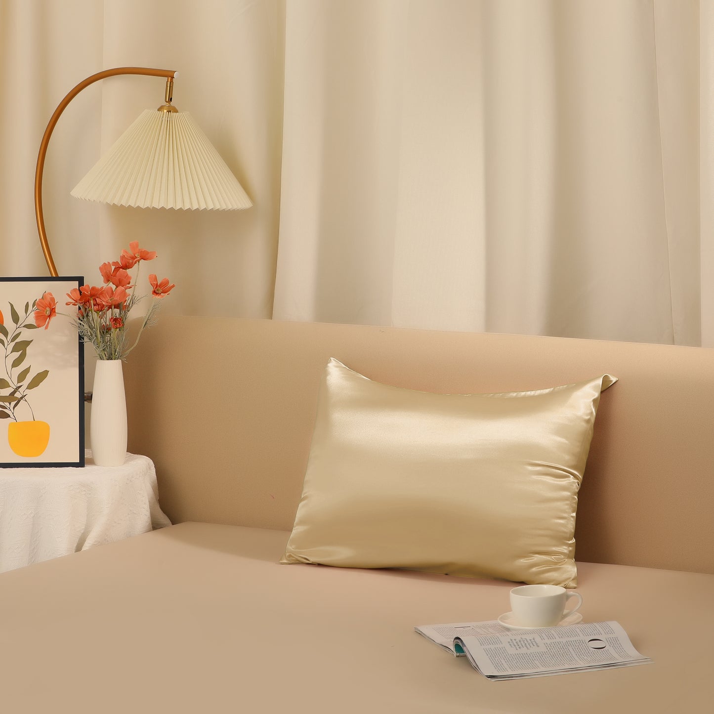 Satin Pillowcase with 1 Pcs for Hair and Skin with Hidden Zipper, Breathable Pillow Case Sleep Mask