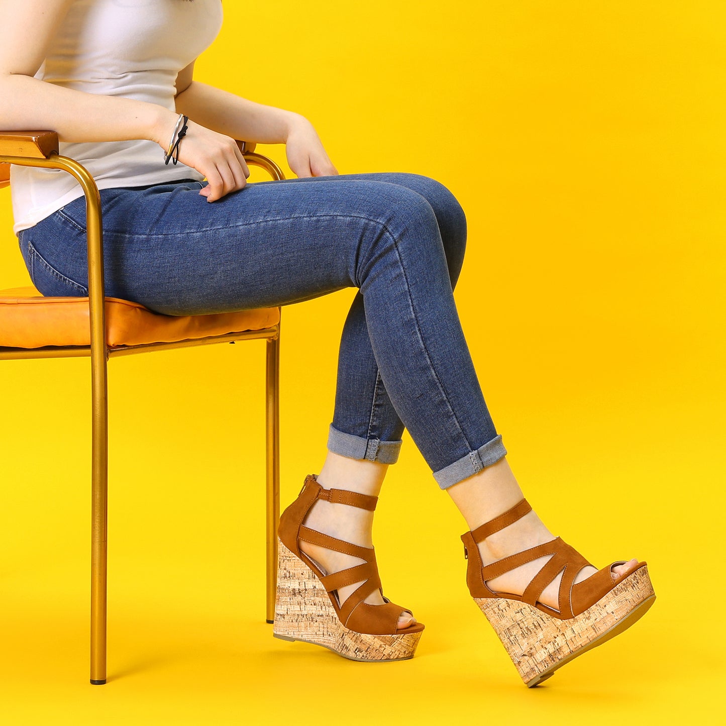 Sandalias de plataforma con punta abierta y tacón de cuña de corcho enrejado para mujer