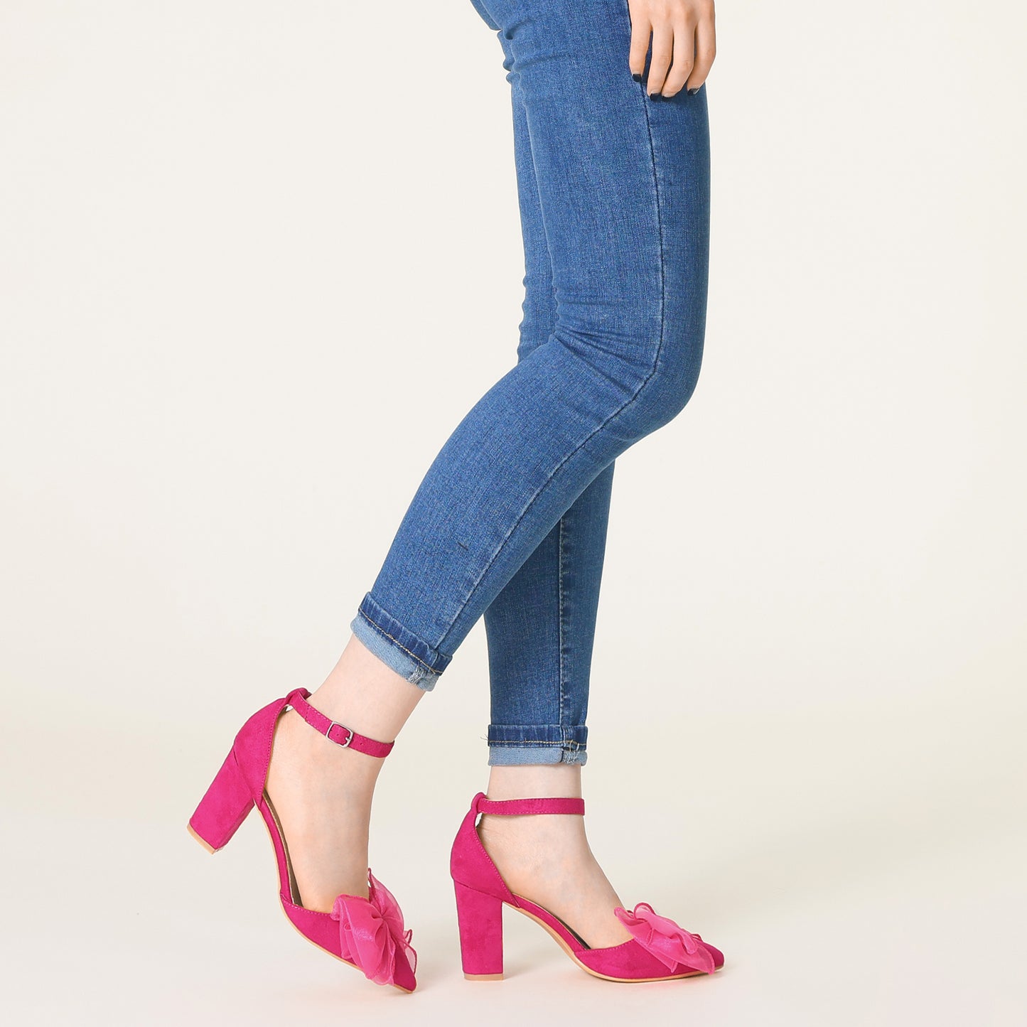 Sandalias de tacón grueso con punta cerrada y lazo para mujer