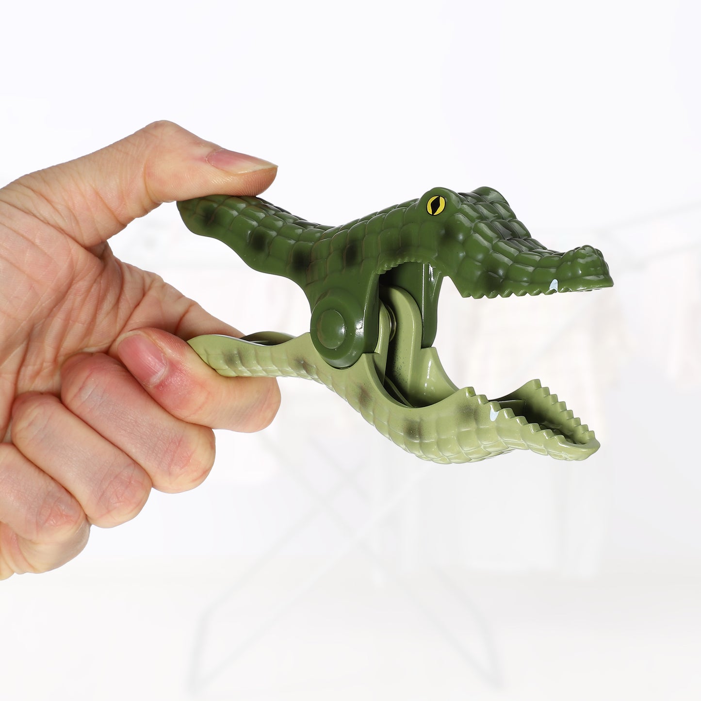 Crocodile ABS Metal Clothespins for Clothes Craft Pictures 4 Pcs Set Dark Green Green