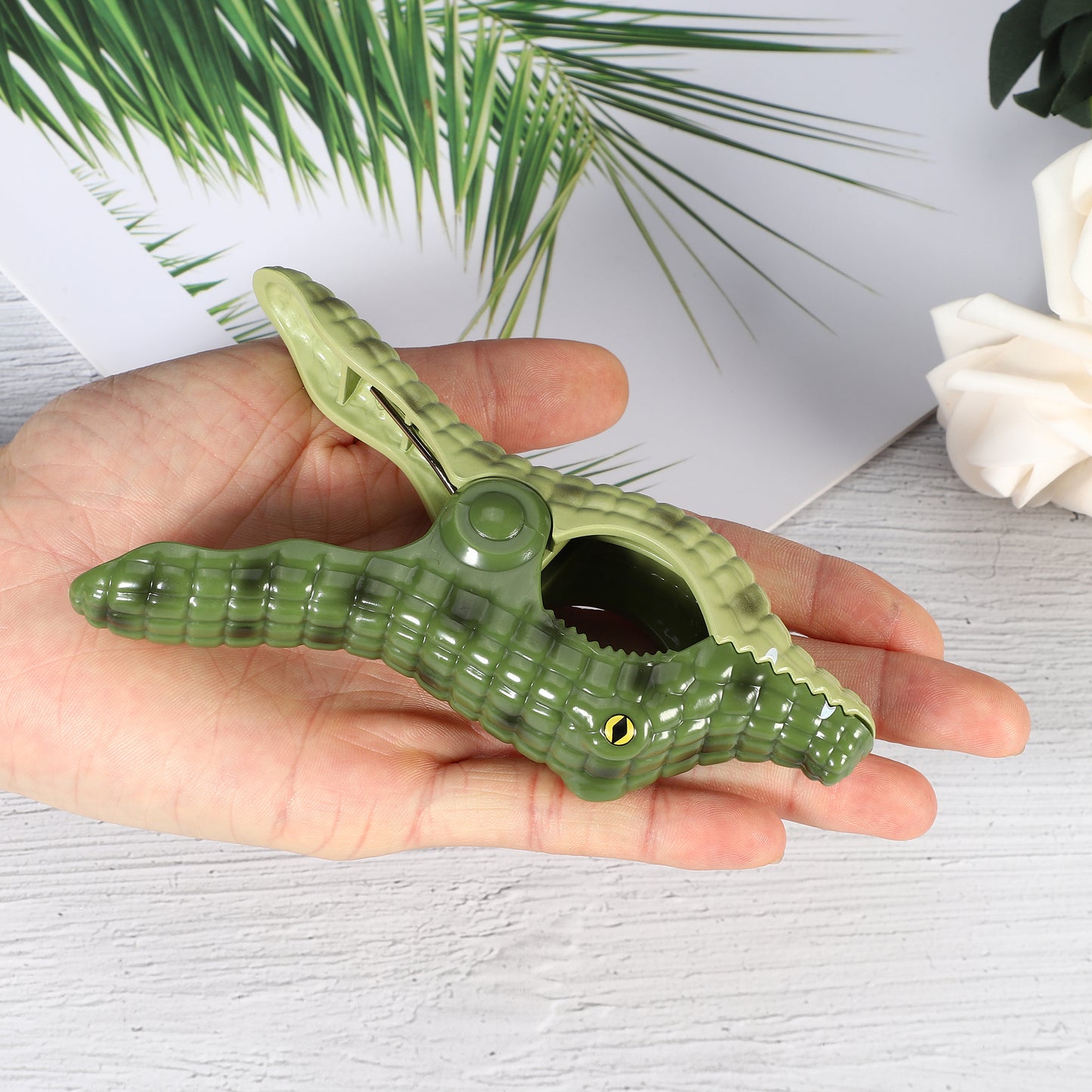 Crocodile ABS Metal Clothespins for Clothes Craft Pictures 4 Pcs Set Dark Green Green