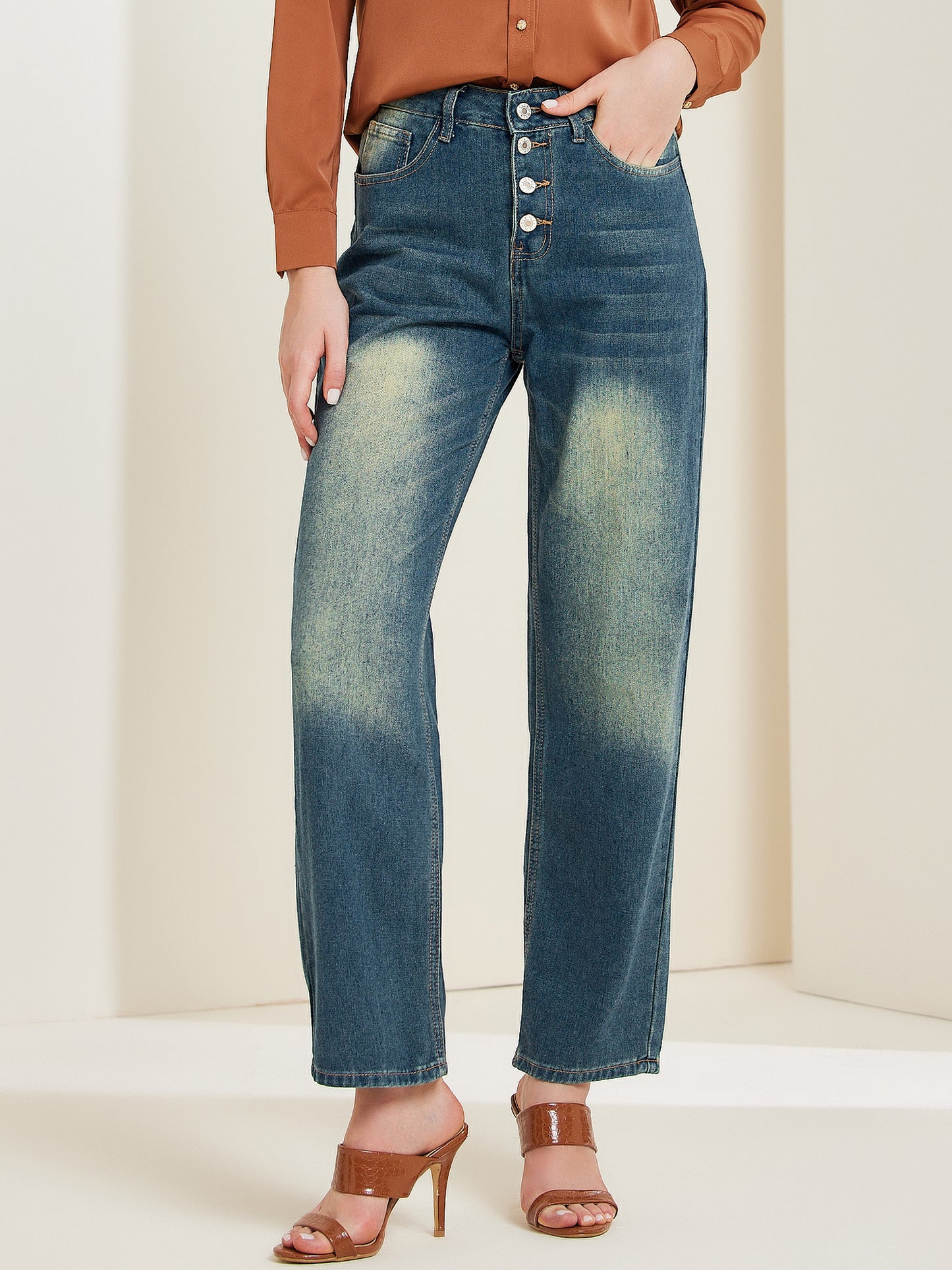 Women's Wide Leg Jeans High Waisted Straight Leg Jeans Buttoned Denim Pants with Pocket