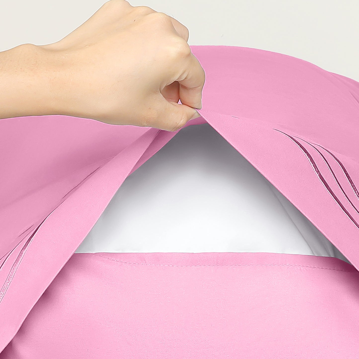 Polyester Pillow Cases Set of 2 for Hair and Skin, Cooling Pillow Covers with Envelope Closure