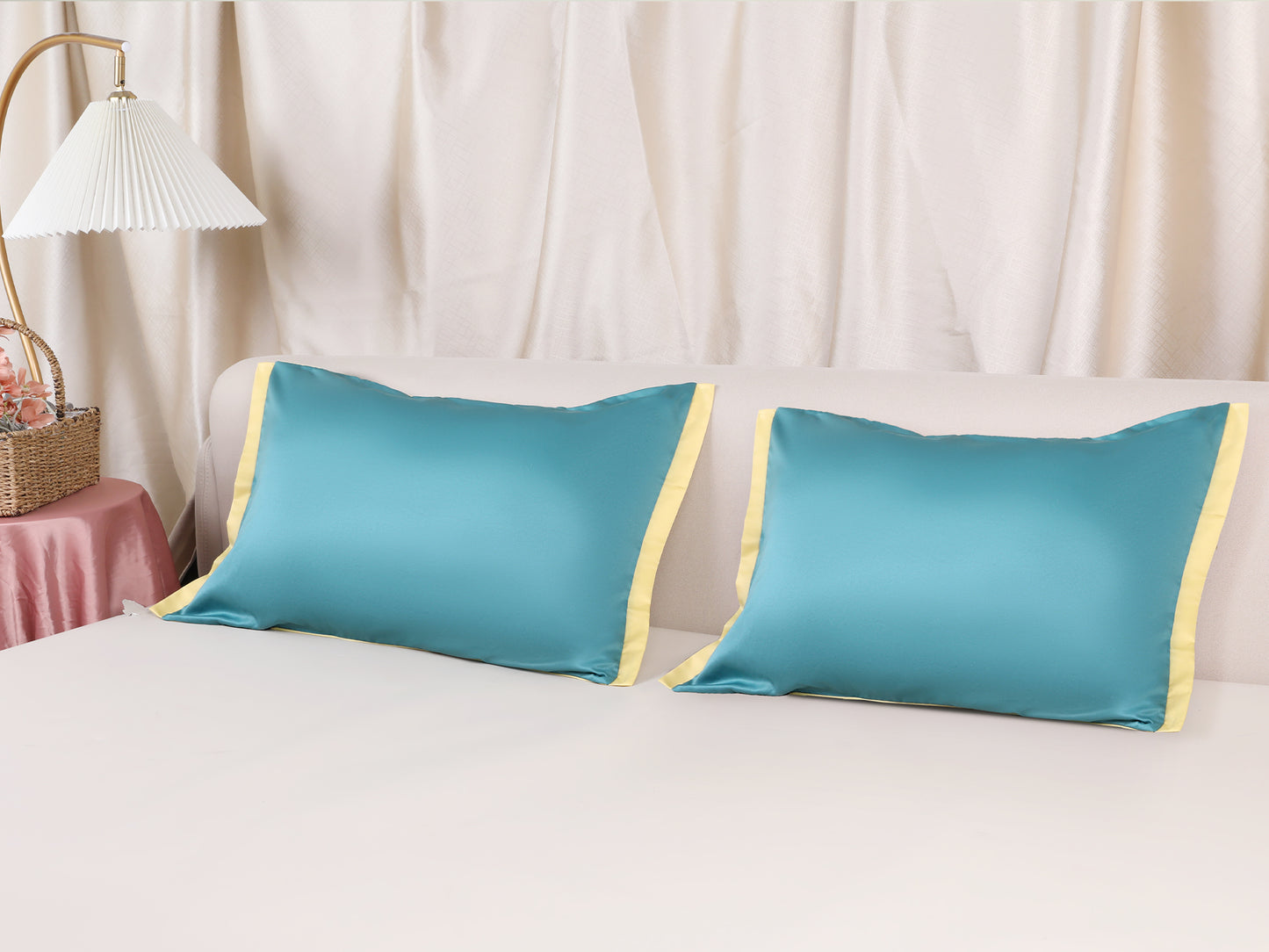 Pillow Cases Set of 2, Soft Satin Polyester Cooling Pillow Covers with Envelope Closure