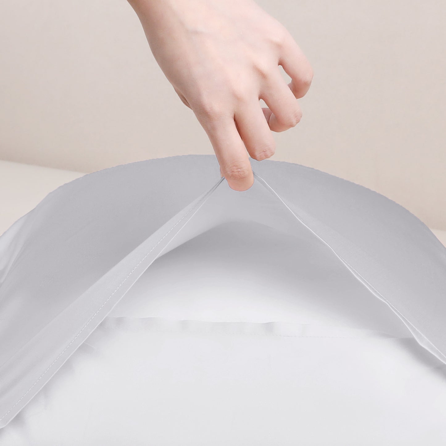 Pillow Cases, Soft Cooling Pillow Covers Set of 2 with Envelope Closure