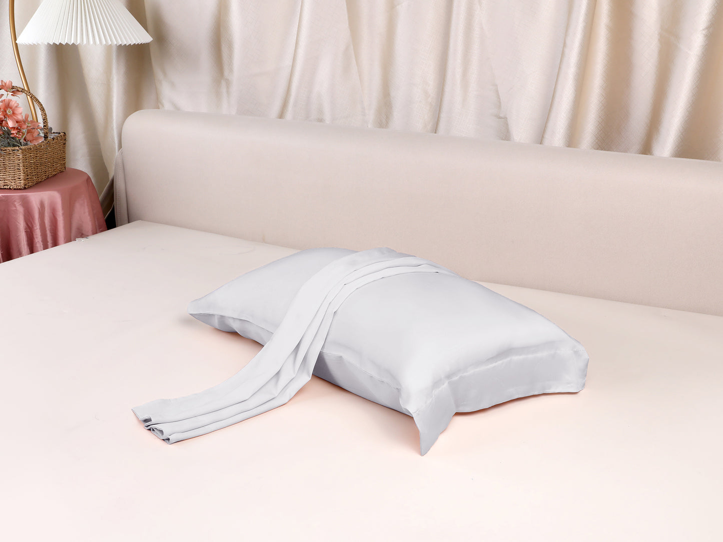 Pillow Cases, Soft Cooling Pillow Covers Set of 2 with Envelope Closure