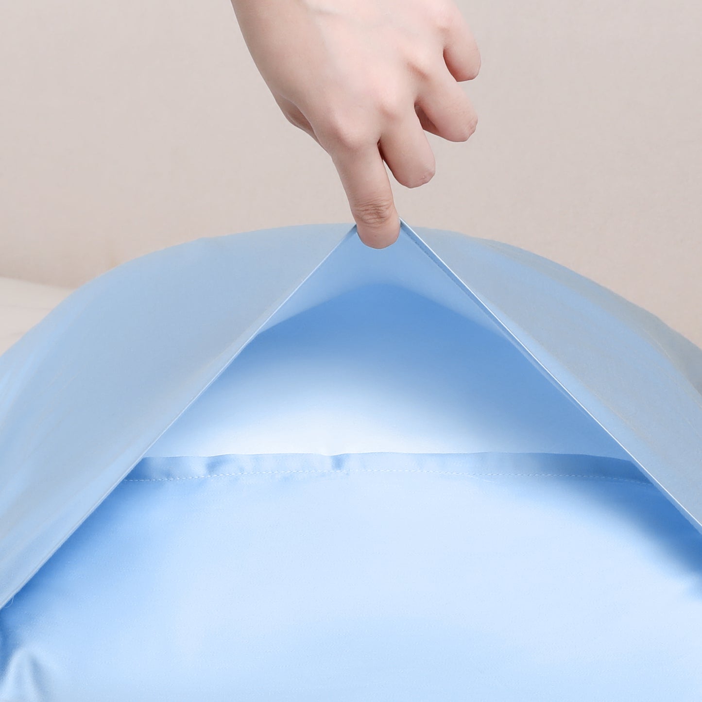 Pillow Cases, Soft Cooling Pillow Covers Set of 2 with Envelope Closure