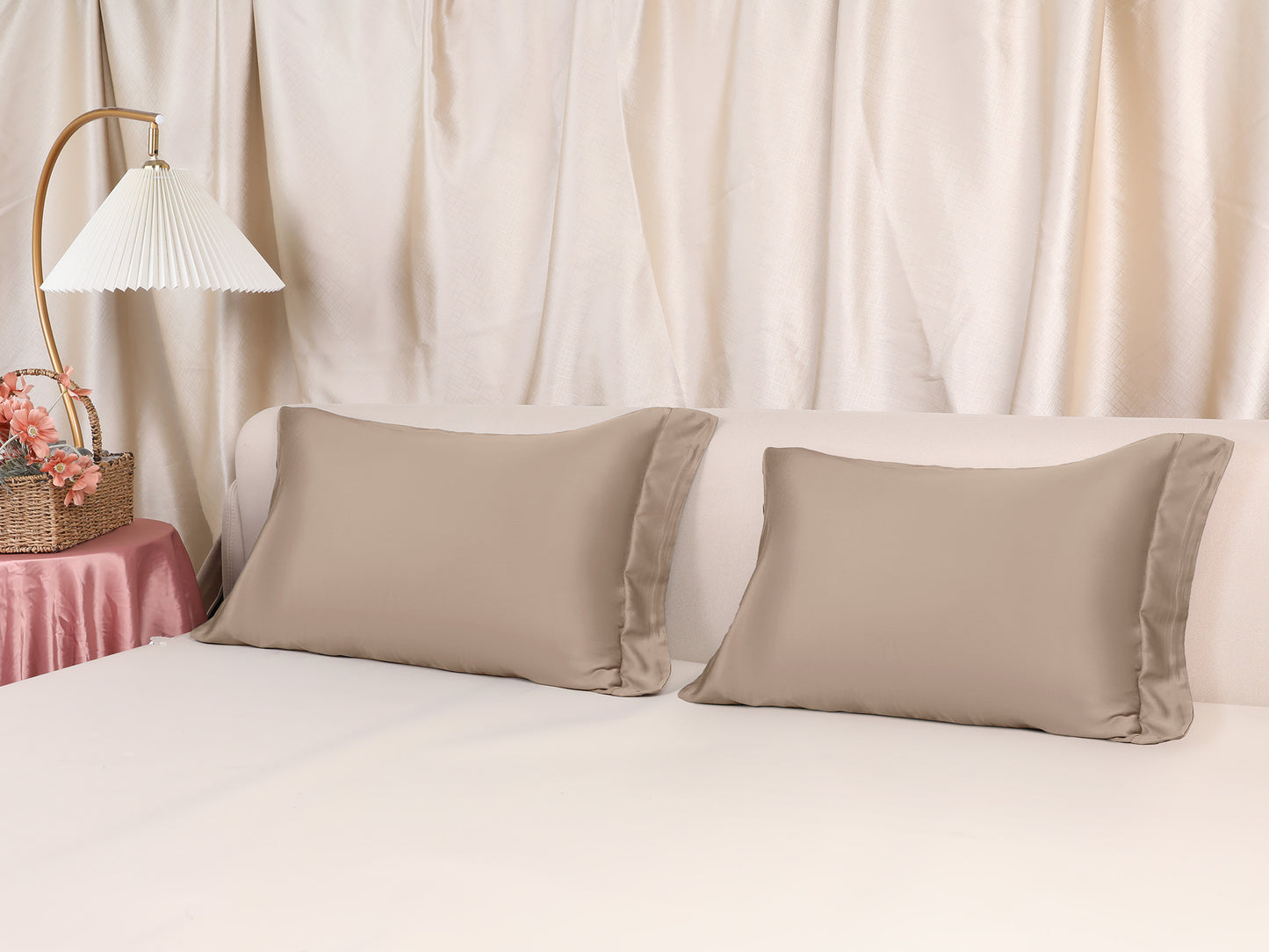 Pillow Cases, Soft Cooling Pillow Covers Set of 2 with Envelope Closure
