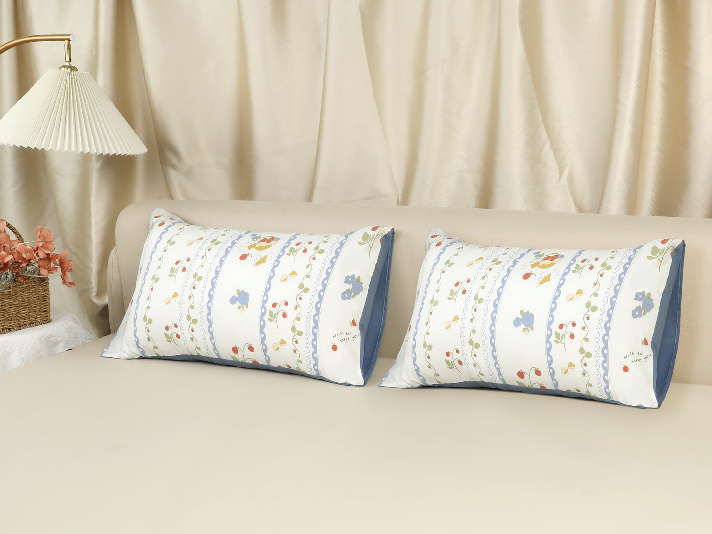 Pillowcase for Hair and Skin Breathable, Soft Floral Pillow Cases Set of 2 with Envelope Closure