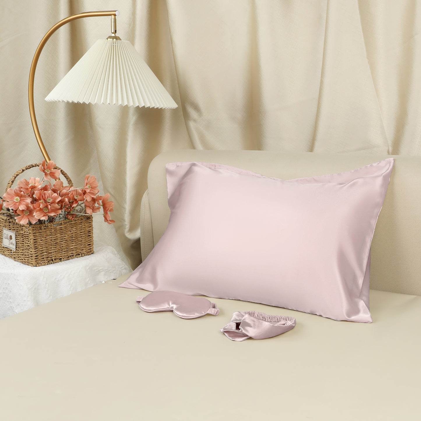 Breathable Pillow Case with Envelope, 1 Pcs with Satin Pillowcases for Hair and Skin