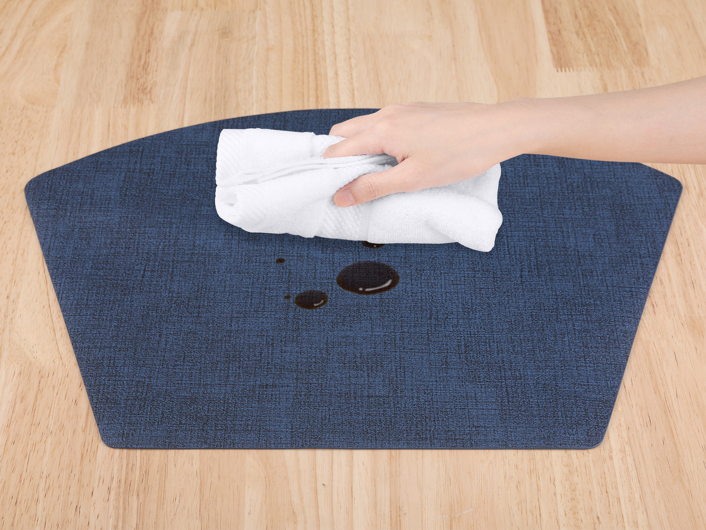 Juego de 6 manteles individuales de piel sintética con forma de cuña para decoración de mesa de cocina y comedor, lavables y lavables, 48 x 30 cm
