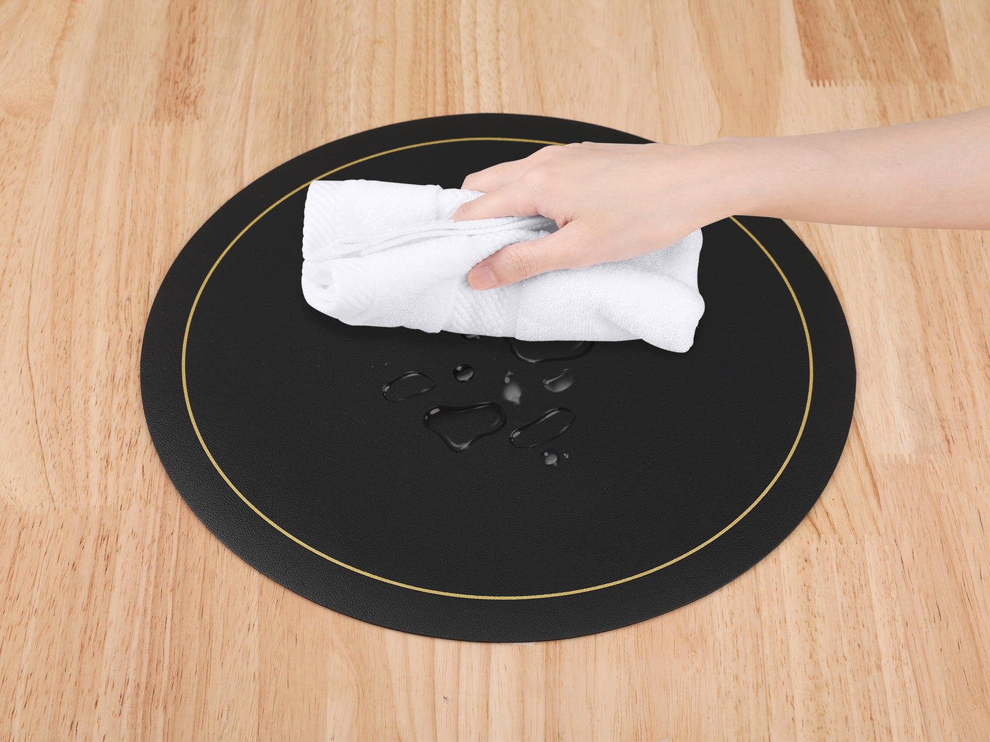 Placemats Set of 8 Faux Leather for Kitchen Dining Table Decor Heat Resistant Wipeable 13*13in