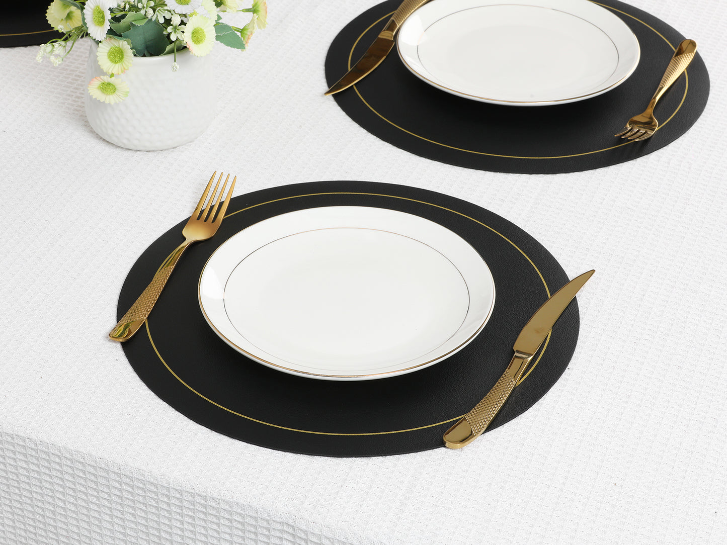 Placemats Set of 8 Faux Leather for Kitchen Dining Table Decor Heat Resistant Wipeable 13*13in